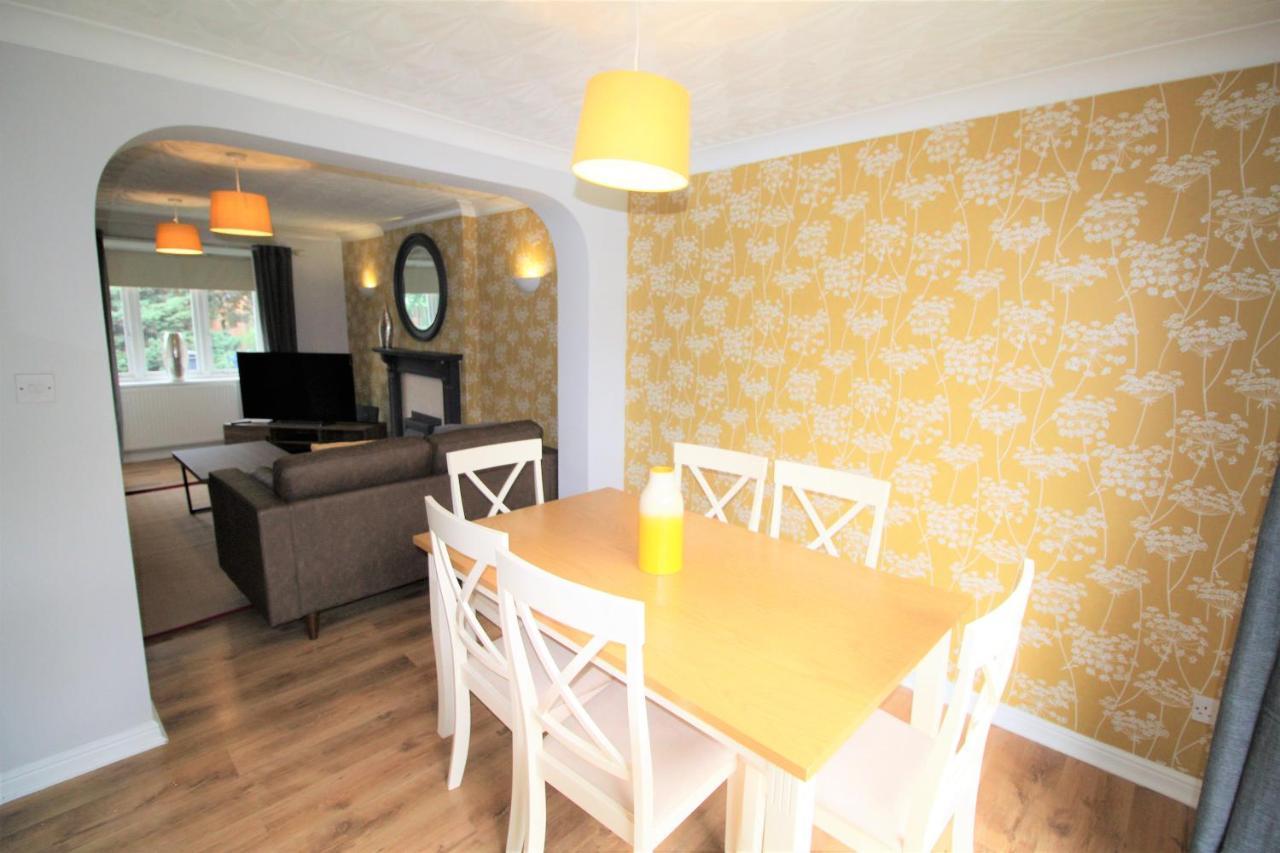 Doncaster - Warmsworth - Great Customer Feedback - 3 Bed Detached House - Private Garden & Parking Plus Garage - Quiet Cul De Sac Location - Dog Friendly - Fast Wifi - Close To Motorway Access Екстер'єр фото