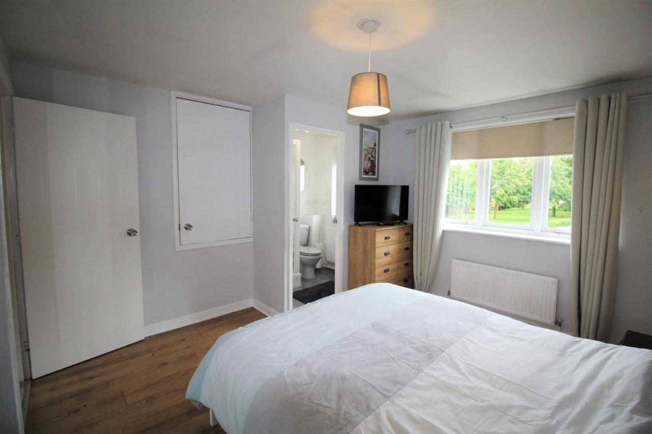 Doncaster - Warmsworth - Great Customer Feedback - 3 Bed Detached House - Private Garden & Parking Plus Garage - Quiet Cul De Sac Location - Dog Friendly - Fast Wifi - Close To Motorway Access Екстер'єр фото